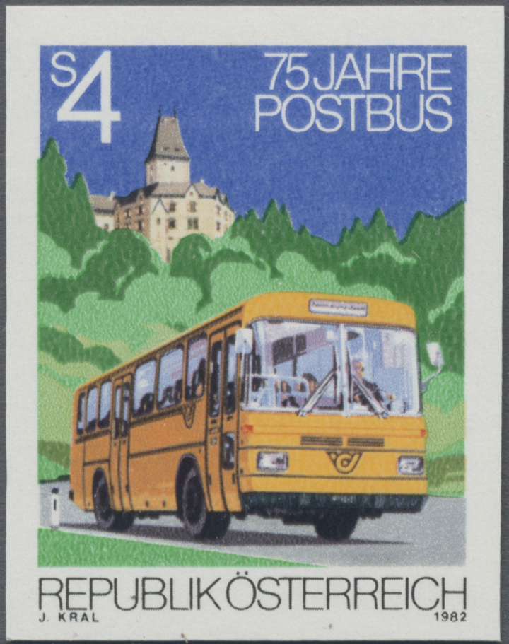 1982, 4 S, 75 Jahre Postbus, Abbildung: Postbus vor Burg Ottenstein