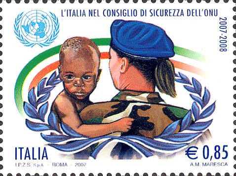 Italia nel consiglio di sicurezza Onu - Bambino di colore in braccio ad una donna soldato