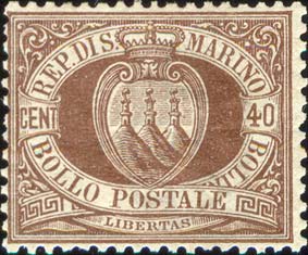 Chiffre und Wappen in einem ovalen Rahmen