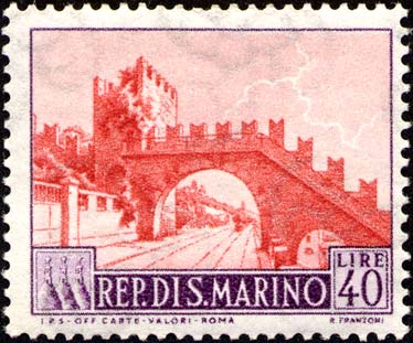 Ansichten von San Marino - Bogen der neuen Mauer