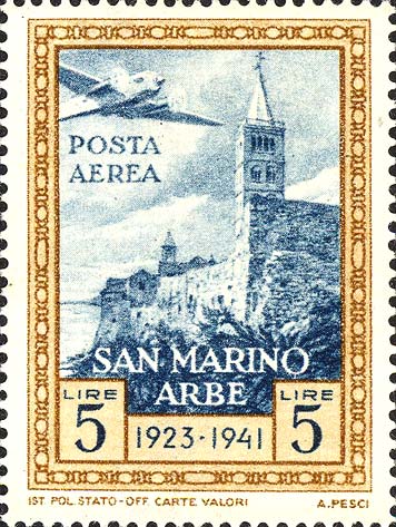 Rückgabe der Fahne an die Insel Rab - Campanlie von Rab mit Flugzeug