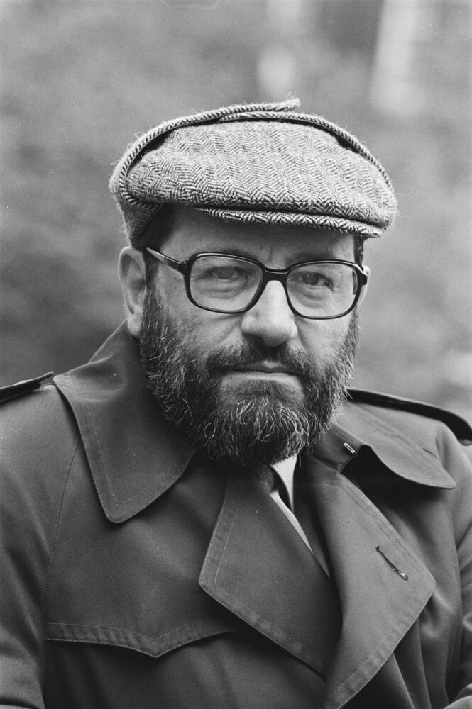 Umberto Eco - Von Bogaerts, Rob / Anefo - http://hdl.handle.net/10648/ad390f7a-d0b4-102d-bcf8-003048976d84; Beeldbank Nationaal Archief, CC0, https://commons.wikimedia.org/w/index.php?curid=47166028