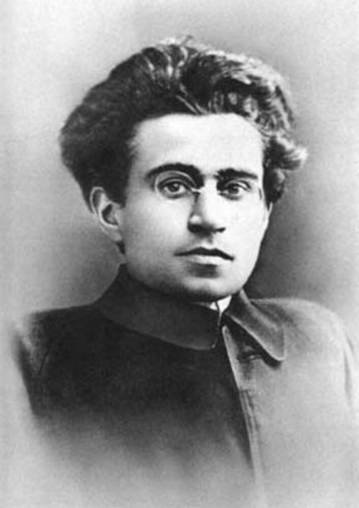 Antonio Gramsci - https://de.wikipedia.org/wiki/Datei:Gramsci.png
