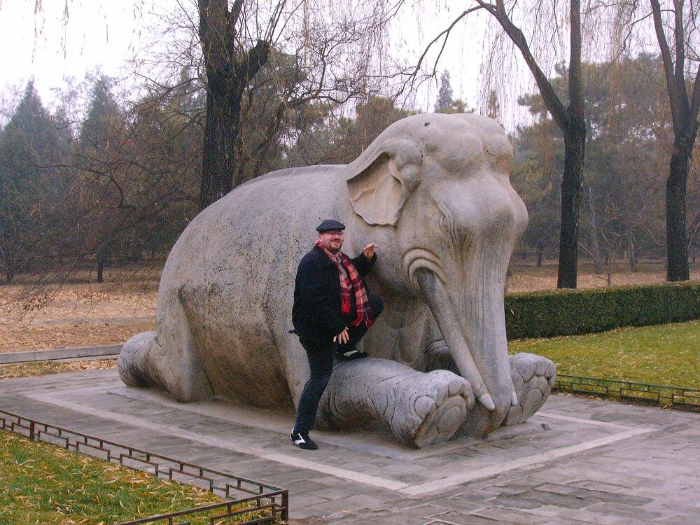 Zwei Elefanten in Beijing - © 2004 Stephan Jürgens