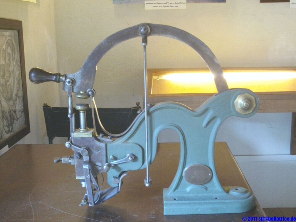 Foto der Dani-Maschine aus dem Museum in Camerata Cornello - © Stephan Jürgens
