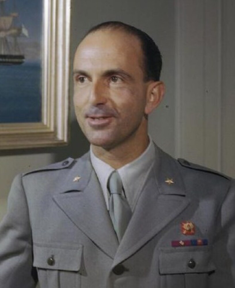 Umberto II - Umberto_II,_1944.jpg